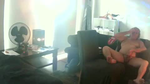 goldyguy011 online show from March 22, 10:48 pm