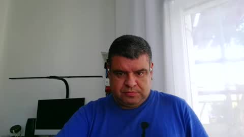 gomezgonz5 online show from September 19, 12:05 pm