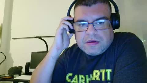 gomezgonz5 online show from September 30, 6:55 pm
