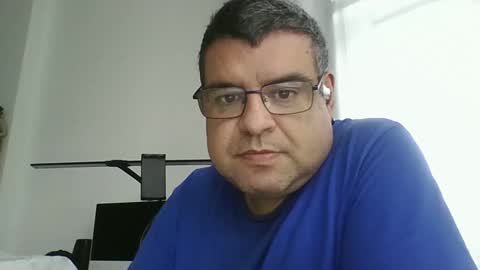 gomezgonz5 online show from September 26, 3:54 pm