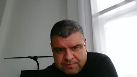 gomezgonz5 online show from October 7, 1:26 pm