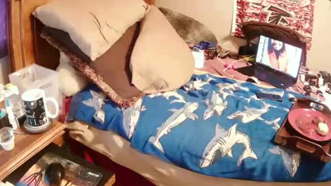 Juicy Booty online show from November 23, 6:30 pm