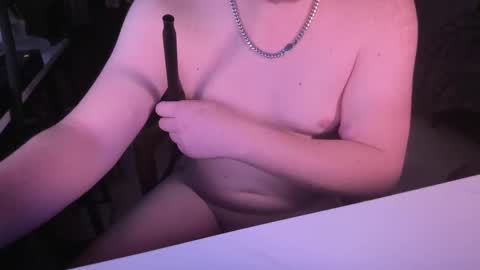 Snapshot of grabmybutt420 chatting on February 27, 7:44 am grabmybutt420 online show from February 27, 7:44 am