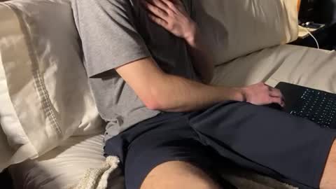 Grayson online show from April 3, 1:46 am