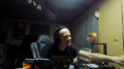 Greenlungs8195 online show from October 11, 6:17 am