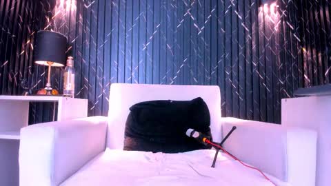 GregorySforza online show from February 19, 11:12 pm