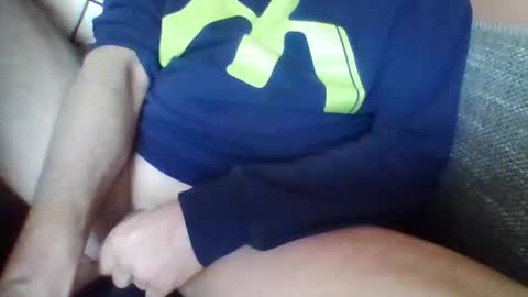 grim8512 online show from October 15, 10:12 am