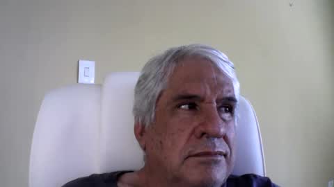Snapshot of grisa01 chatting on March 8, 2:49 pm grisa01 online show from March 8, 2:49 pm