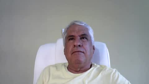 Snapshot of grisa01 chatting on January 31, 1:02 pm grisa01 online show from January 31, 1:02 pm