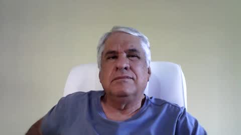 Snapshot of grisa01 chatting on February 4, 12:22 pm grisa01 online show from February 4, 12:22 pm