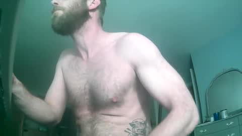 Snapshot of grizzley84 chatting on February 25, 5:52 am grizzly84 online show from February 25, 5:52 am
