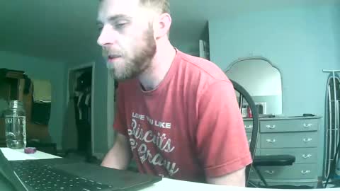 Snapshot of grizzley84 chatting on January 30, 6:24 am grizzly84 online show from January 30, 6:24 am