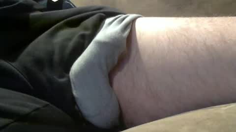 Snapshot of grrguy1 chatting on February 9, 6:22 am GrrGuy1 online show from February 9, 6:22 am