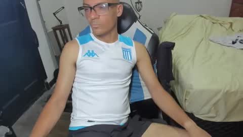 guachin_new online show from December 19, 7:51 pm