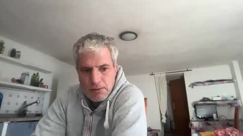 guardiannif_ online show from February 3, 9:25 am