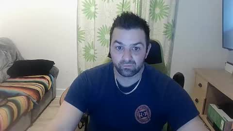 guillaume666286050 online show from January 9, 7:02 am