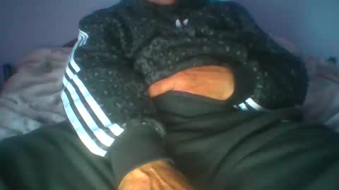 Snapshot of gunishment chatting on November 1, 3:05 pm gunishment online show from November 1, 3:05 pm