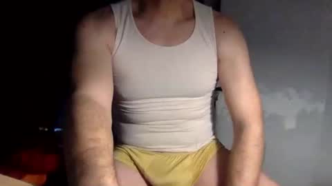 Snapshot of gusanito_enano chatting on December 30, 10:32 am gusanito_enano online show from December 30, 10:32 am