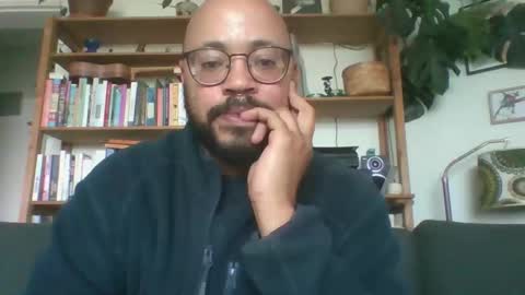 guy_wood15 online show from October 21, 10:18 am