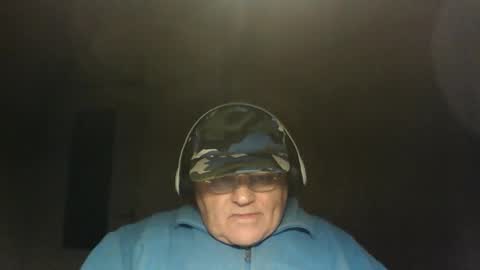 guyboy73 online show from October 3, 2:05 am