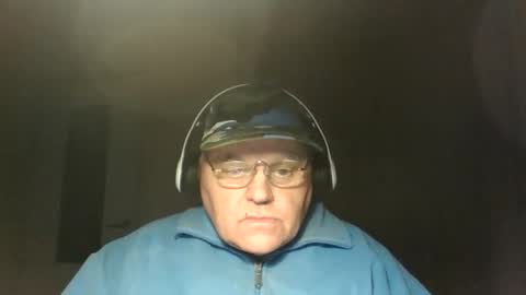 guyboy73 online show from October 1, 2:15 am