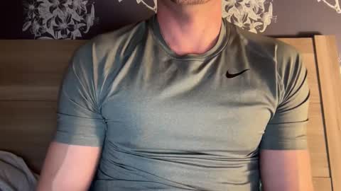 Snapshot of guyfromfinland1981 chatting on February 17, 6:15 pm NaughtyFitHusband online show from February 17, 6:15 pm