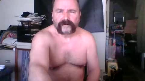 guys101cigars online show from May 10, 3:02 pm