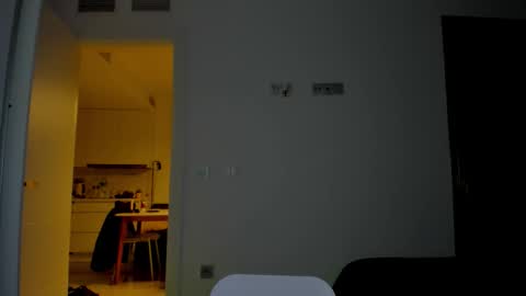 Oliver online show from January 5, 11:19 pm