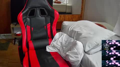 gyo online show from November 25, 9:06 pm