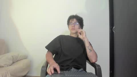 Angel online show from November 22, 5:40 am