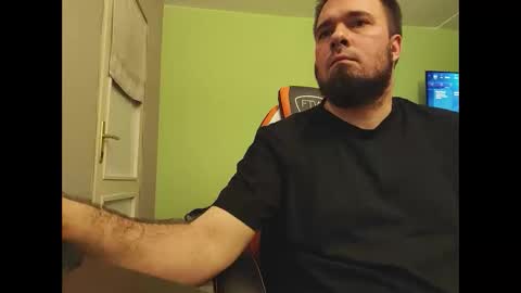 hairy_guy007 online show from December 30, 11:17 pm