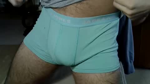 hairydaduncut online show from December 16, 1:07 pm