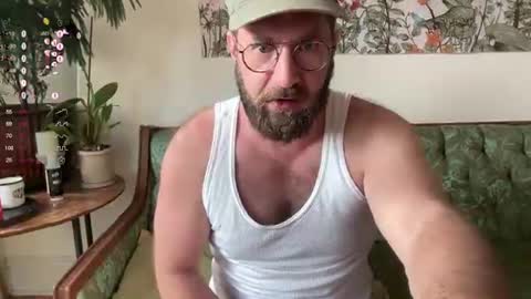 Harry Fit  Big Bro Dad Sir online show from November 4, 4:30 pm