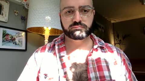 Snapshot of hairyleatherguy chatting on September 25, 12:26 pm Hairy Guy online show from September 25, 12:26 pm
