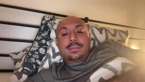 hairyman30000 online show from February 10, 11:42 pm