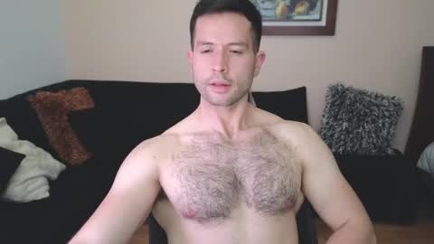 Snapshot of hairyncuteass chatting on March 3, 9:45 pm hairyncuteass online show from March 3, 9:45 pm