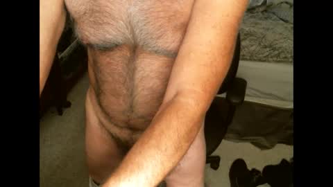 Snapshot of hairypecsguy chatting on February 20, 9:55 am Hairy pecs online show from February 20, 9:55 am