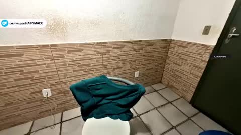 hairy and short online show from December 10, 12:45 am