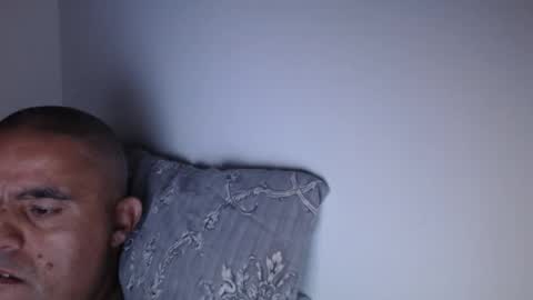 haled_77 online show from December 17, 1:57 am