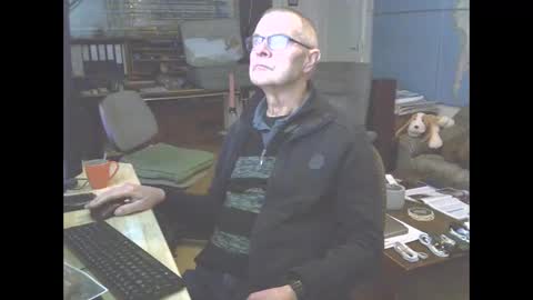 Snapshot of hamto65 chatting on December 30, 9:08 pm Prefer men 80 online show from December 30, 9:08 pm