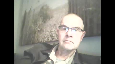 Snapshot of hamto65 chatting on January 8, 7:24 am Prefer men 80 online show from January 8, 7:24 am