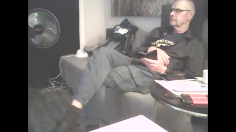 Snapshot of hamto65 chatting on January 9, 10:20 pm Prefer men 80 online show from January 9, 10:20 pm