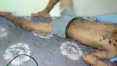 handdickcock99 online show from April 8, 9:19 am