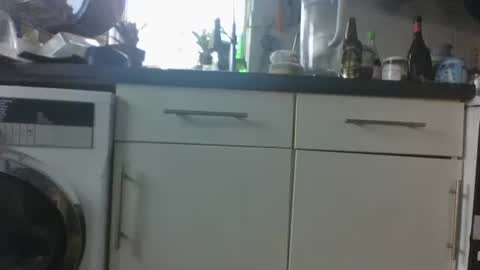 handncocknocum online show from November 12, 9:48 am