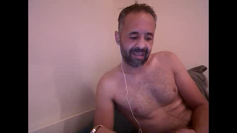 handsomepenis20cm online show from October 5, 1:26 pm