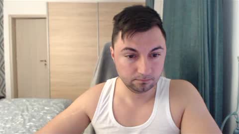 Snapshot of hankmalone chatting on February 25, 6:42 pm HankMalone online show from February 25, 6:42 pm