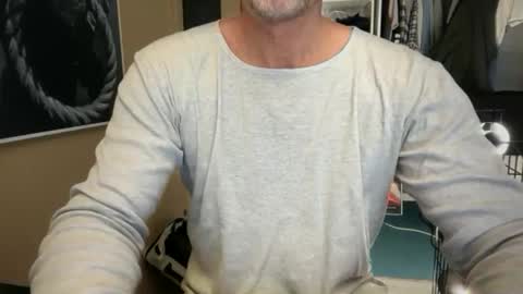Snapshot of hankmoody6 chatting on December 23, 9:05 am hanky online show from December 23, 9:05 am