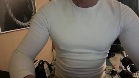 Snapshot of hankmoody6 chatting on February 1, 5:26 pm hanky online show from February 1, 5:26 pm