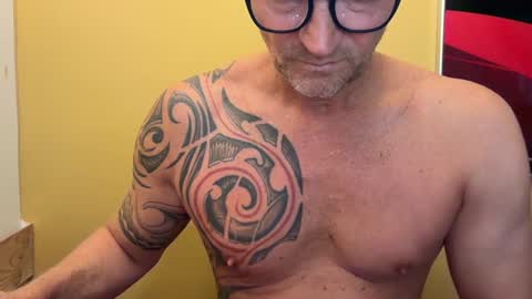 Snapshot of hankmoody6 chatting on December 4, 7:39 am hanky online show from December 4, 7:39 am