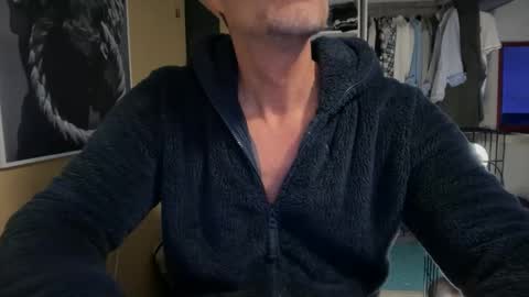 Snapshot of hankmoody6 chatting on December 25, 3:28 pm hanky online show from December 25, 3:28 pm